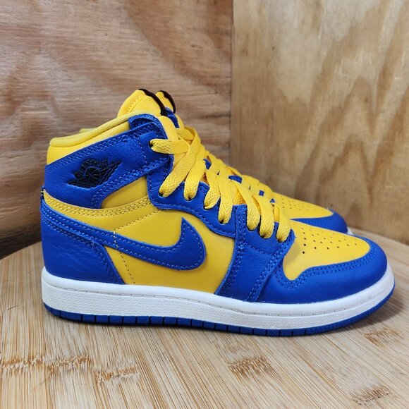 Nike Air Jordan 1 Retro Reverse Laney Sneakers Kids Boys Size 13C - Picture 1 of 9